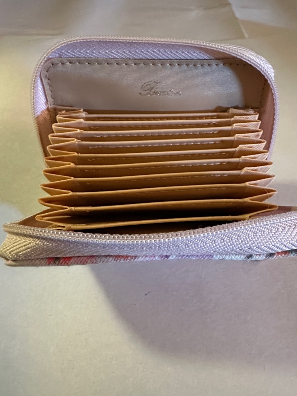 Buxton Pink Zip-Around Accordion Card Holder